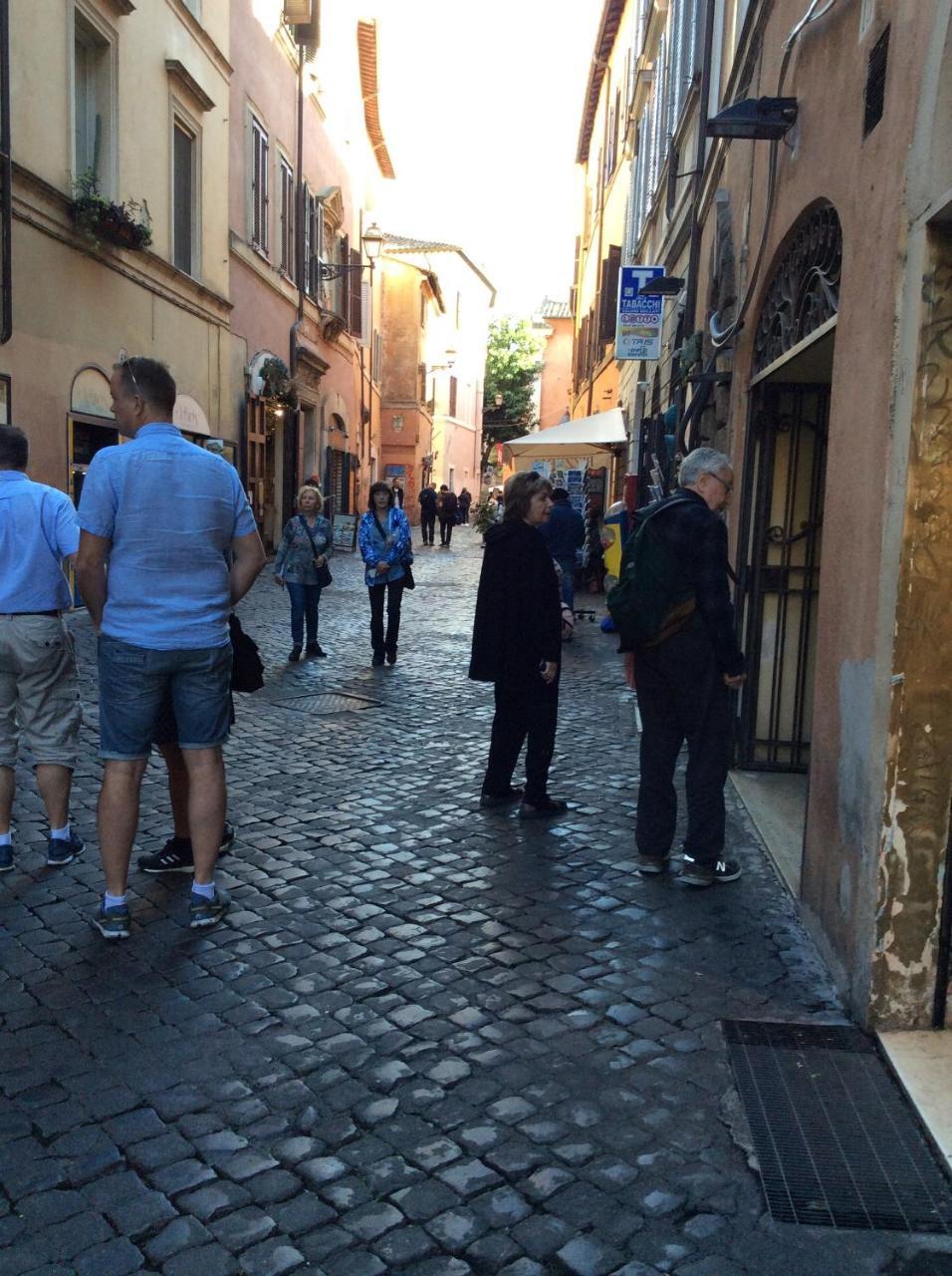 Justacasa Scala Trastevere Rom